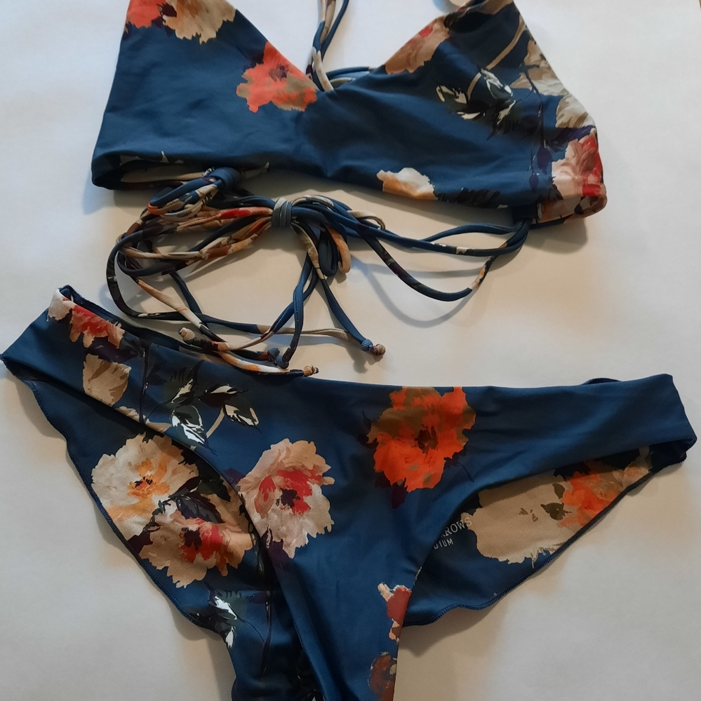 Selling my "goal" bathing suit